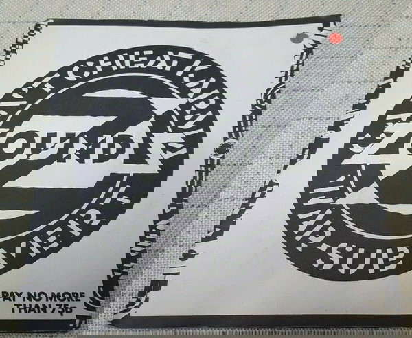 Zounds – Can't Cheat Karma / War / Subvert 7' UK 1980'