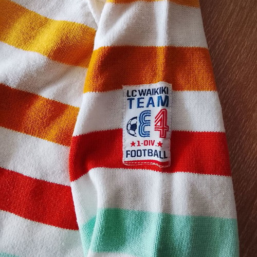LC Waikiki sweater for boy 6-7 years like new, multicolored