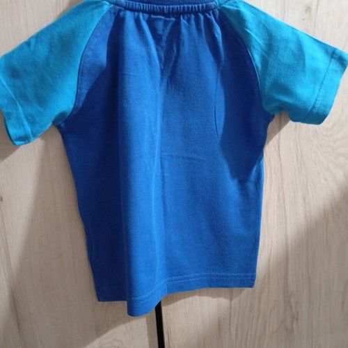 Adidas t-shirt baby shirt 6-9 months like new