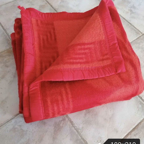 Handmade wool blanket vintage like new 190×210