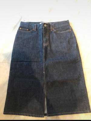 Gap denim skirt, dark blue, stretch, size M