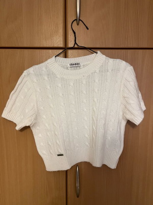 Combos knitted wool sweater like new, ecru