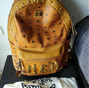 mcm medium backpack γνησια