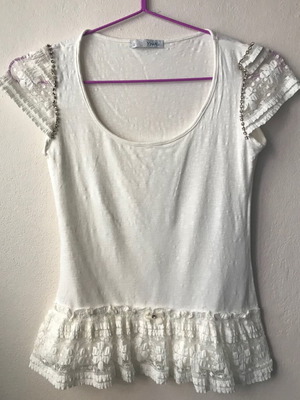 Ysatis blouse with lace and strass short sleeve in broken white like new