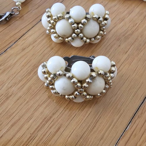 Vintage jewelry set used, ivory color