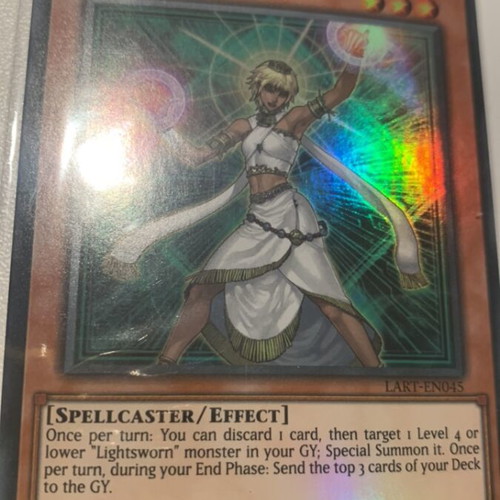 Lumina Lightsworn Summoner Yu-Gi-Oh! card like new, vintage print