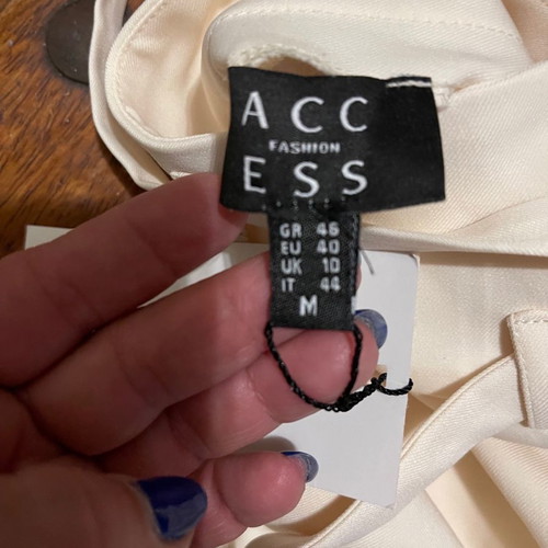 Access fashion pants new, size M, white with tags