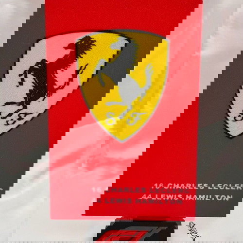 F1 Scuderia Ferrari 2025 Διακοσμητικό γραφείου