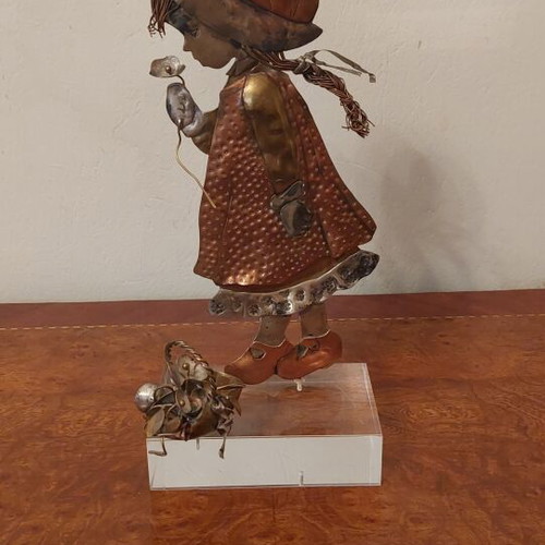 Metal sculpture "Niki" by Niki Art inspired by Sarah Kay, 28 cm
