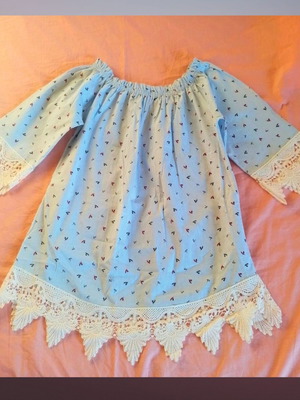 Spring Blue Embroidered Blouse Like New