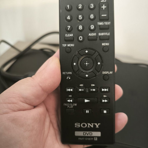 Sony DVP-SR100 DVD/CD player used with remote and cables