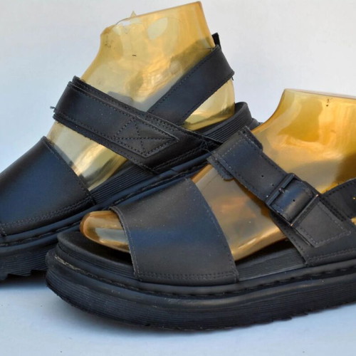 Dr. Martens Voss black leather platform sandals used, size 39