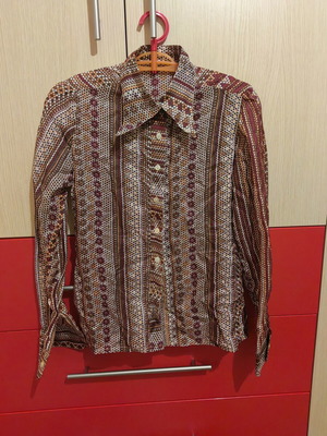 Women's thin shirt size S, like new, brown and orange