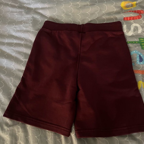 Children's maroon GSA bermuda shorts like new, size 14