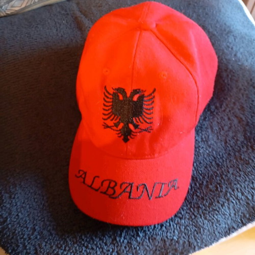 Hat like new size M