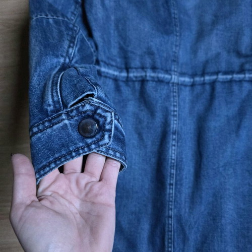 Denim jacket with sherpa parka and hood like new, blue