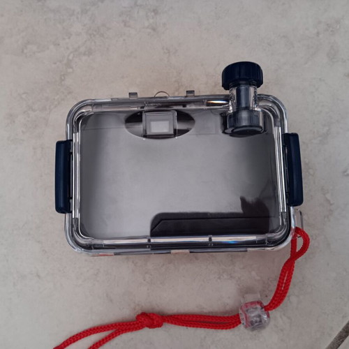 Camera with waterproof case like new