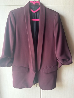 Zara blazer burgundy size M like new