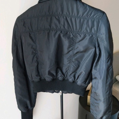 Pinko cropped puffer jacket used, size XS, black