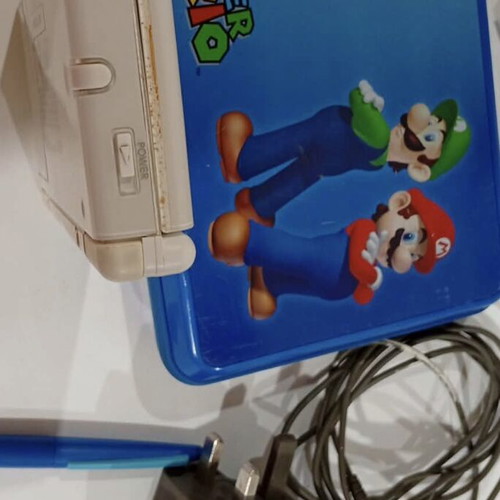 Nintendo DS Lite White used with Super Mario case and charger