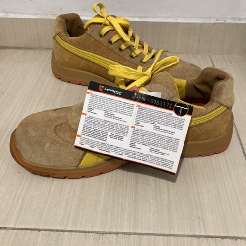 Puma Safety Monza Low Safety Shoes size 43 new