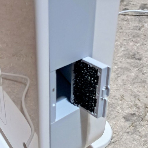 Wellisair air disinfector and purifier like new