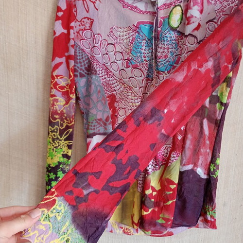 Vintage Y2K Creola shirt colourful printed pattern, like new, size 42
