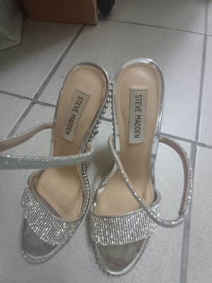 Steve Madden silver sandals size 37 like new