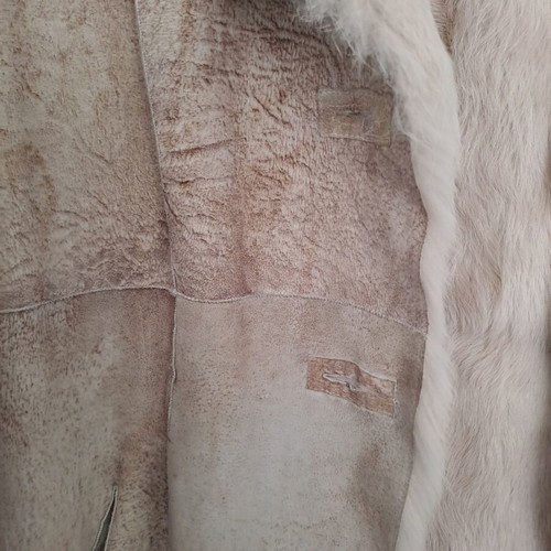 Mouton coat like new, beige, one size with fur lining