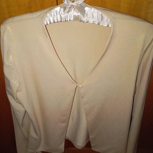Sarah Lawrence cardigan and top set new, gold size L
