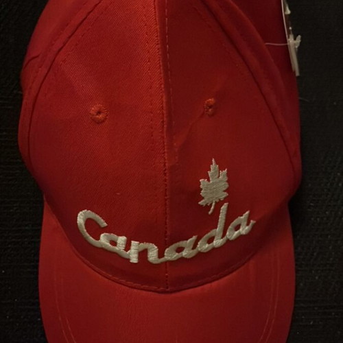 Hat souvenir from Canada like new, red
