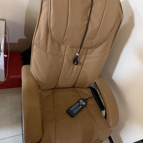 Massage chair like new, fully functional