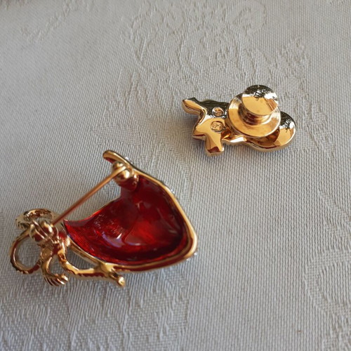 Swarovski Mask Pin Brooch with Clear Crystals, new