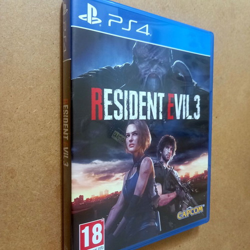 Resident Evil 3 PS4 game like new