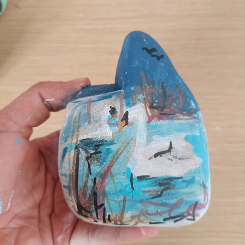 Painted stone new with acrylic colors