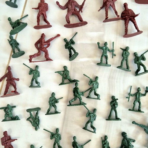 Greek Toy Soldiers used, set of 120 with two vehicles and a bomb