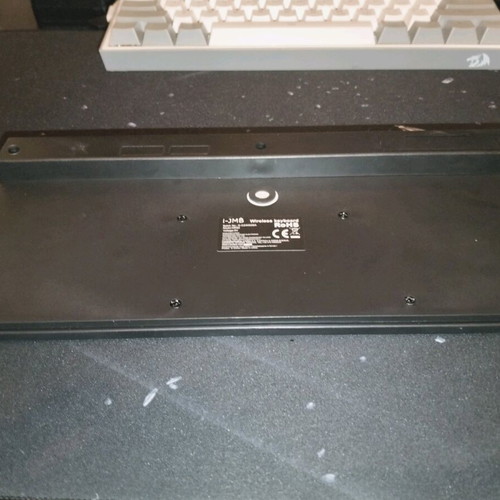 Polite Bluetooth Keyboard like new