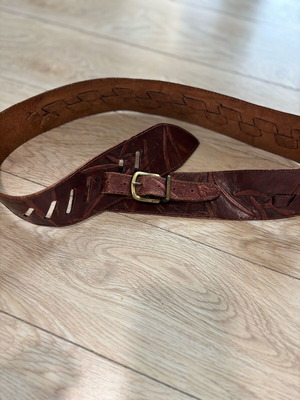 Leather brown belt 105cm lightly used