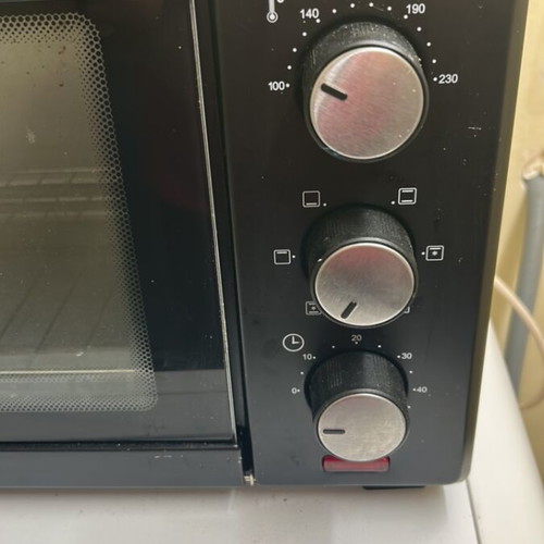 First Austria Electric Oven used, 20L capacity, black with glass door