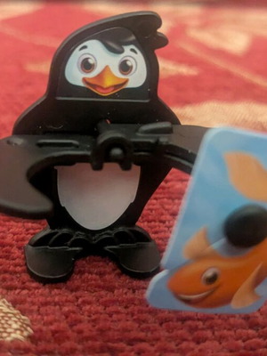 Black Kinder Surprise Penguin 2025 new