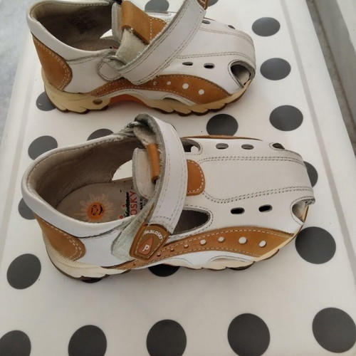 Pablosky leather sandals size 21 like new