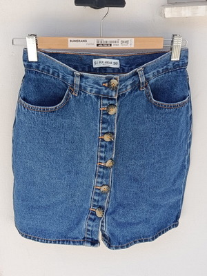 Pull & Bear denim skirt like new, size 36, blue
