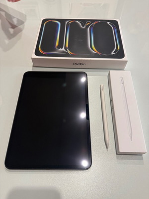 iPad Pro 11” M5 256GB Wi-Fi with Apple Pencil Pro like new
