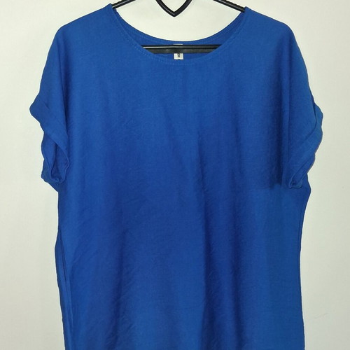 Women's blue set like new with textured fabric blouse and palazzo pants