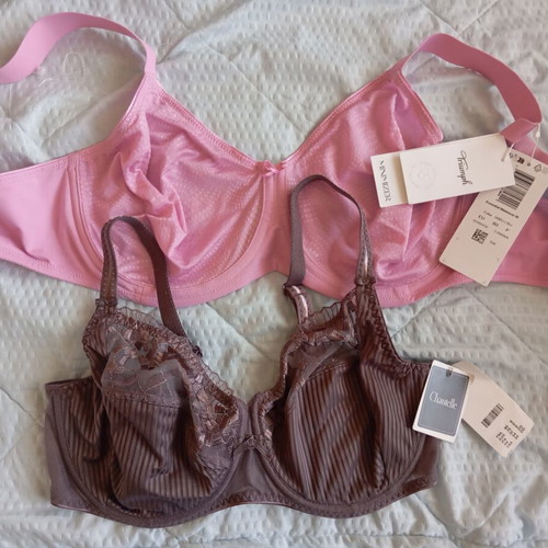 Triumph minimizer bra EU 80F and Chantelle bra EU 75E, new with tags