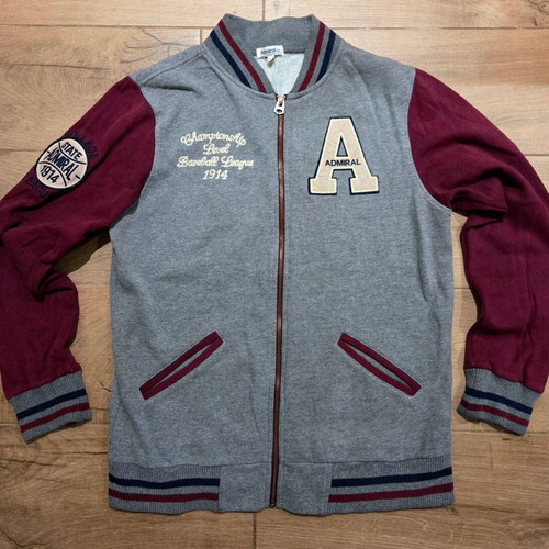 Admiral jacket Medium like new, gray and red colors