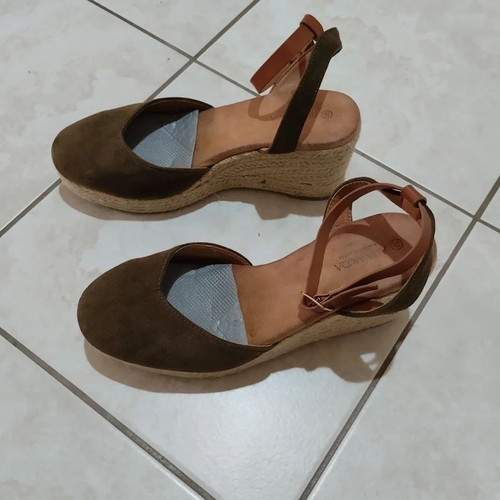 Alta Moda espadrilles platforms heels khaki size 37 like new
