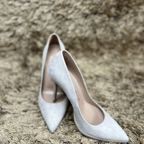 Mourtzi suede gray pumps size 37 like new