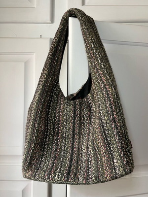 Mini shoulder bag like new, knitted, gray and green