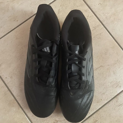Adidas football boots new, size 42, black